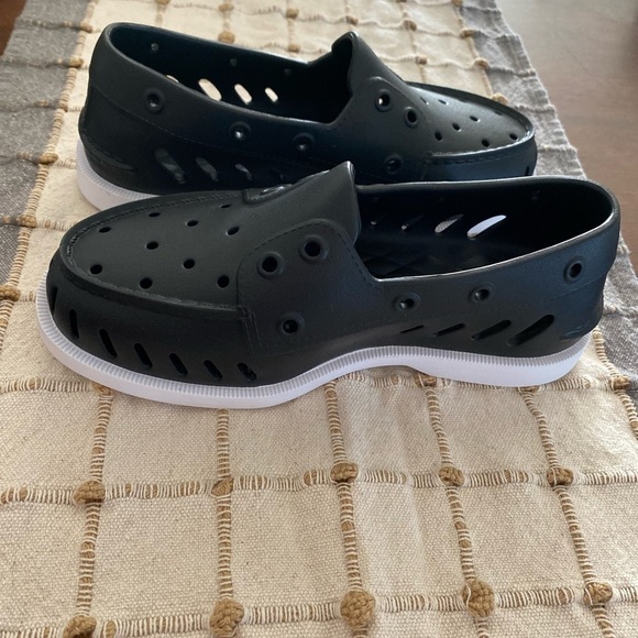 Sperry  Ao Float Black top-slider Women’s size 6 NWOT - Picture 1 of 11
